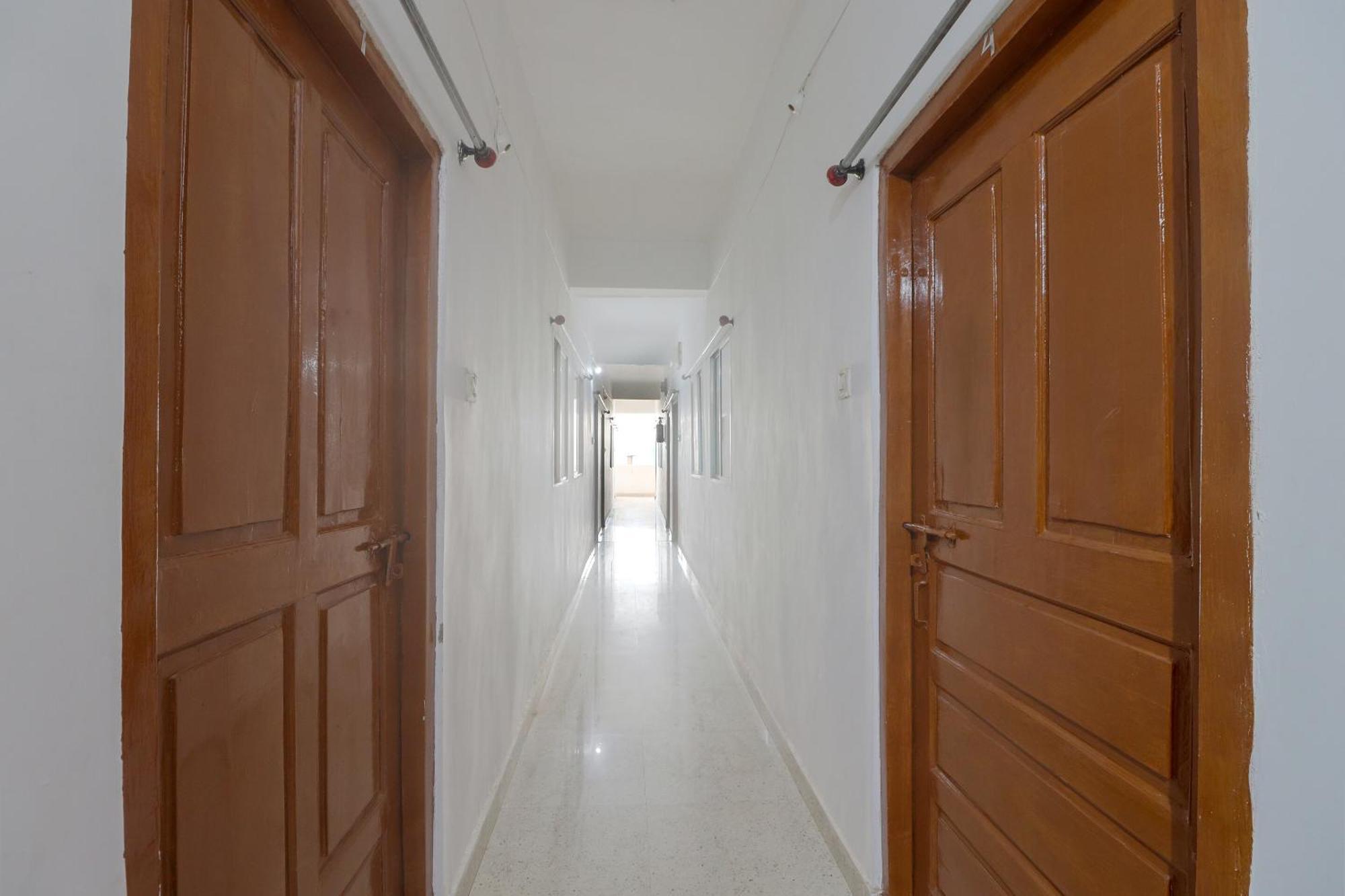 Spot On Hotel Om Kanha Bilāspur Екстериор снимка