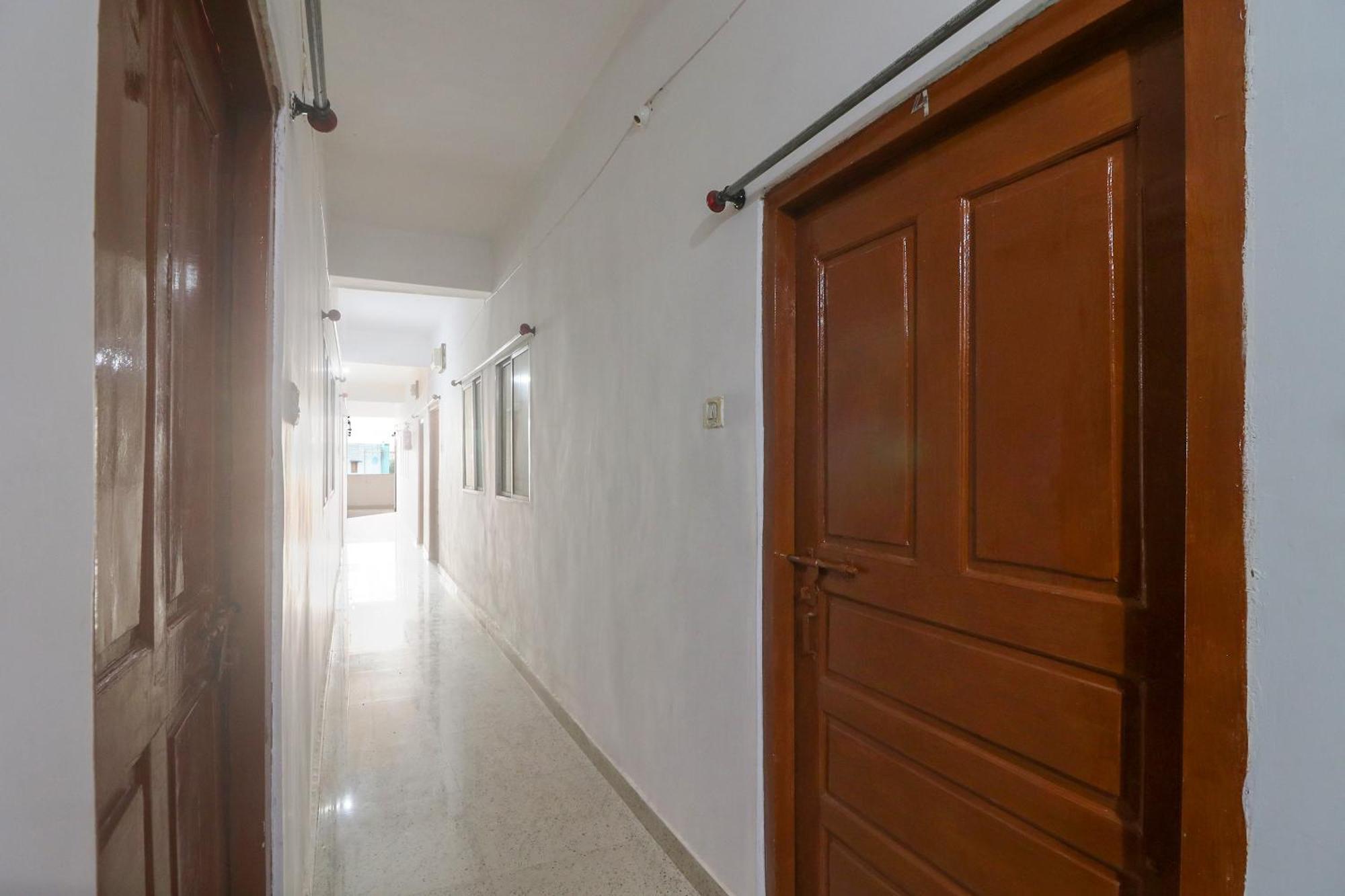 Spot On Hotel Om Kanha Bilāspur Екстериор снимка